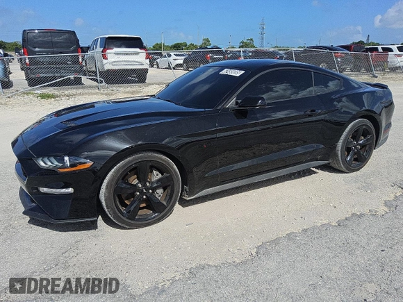 2021 Ford Mustang GT with VIN 1FA6P8CF8M5147413, listed as a Copart auction lot 62495695 with 16,014 mi miles and Clean title. Bid and sale history available at DreamBid. Image 1.