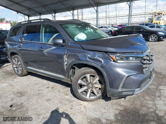 2025 Honda Pilot Touring with VIN 5FNYG2H73SB004351, listed as a IAAI auction lot 41699830 with 6,377 mi miles. Bid and sale history available at carsss.com. Image 1.