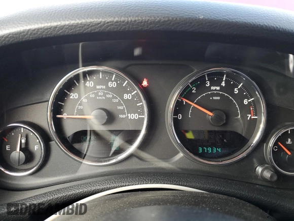 2013 Jeep Wrangler Rubicon с VIN 1C4HJWCG8DL520639, выставлен на аукционе Copart как лот 42458815 с пробегом 37 934 миль миль и Списание • Salvage title. История ставок и продаж доступна на DreamBid. Изображение 9.