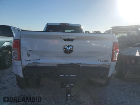 2022 Ram 3500 Big Horn with VIN 3C63RRHL2NG260030, listed as a Copart auction lot 82290494 with 33,598 mi miles and Clean Title. Bid and sale history available at carsss.com. Image 6.