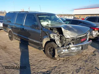 1999 GMC Suburban with VIN 3GKEC16R6XG538477, listed as a IAAI auction lot 41224855 with 123,777 mi miles and . Bid and sale history available at DreamBid. Image 1.