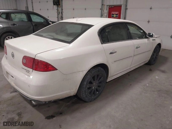 2011 Buick Lucerne CXL Premium with VIN 1G4HJ5EM4BU128581, listed as a IAAI auction lot 41387076 with 98,695 mi miles. Bid and sale history available at carsss.com. Image 4.