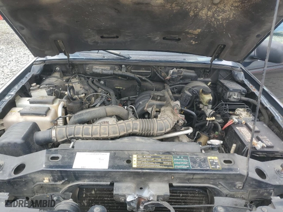 2005 Ford Ranger XL with VIN 1FTYR14U05PA23837, listed as a Copart auction lot 44314145 with 225,296 mi miles and Salvage Title. Bid and sale history available at carsss.com. Image 11.