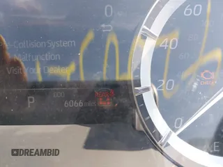 2024 Toyota Highlander LE z VIN 5TDKDRBH6RS544226, wystawiony jako IAAI lot #42083278 z przebiegiem 6 066 mil mil oraz . Historia ofert i sprzedaży dostępna na DreamBid. Obrazek 7.