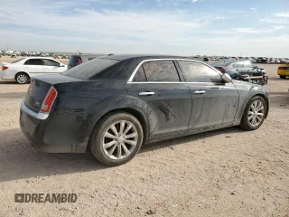 2013 Chrysler 300 C z VIN 2C3CCAET3DH509566, wystawiony jako Copart lot #53388655 z przebiegiem 132 952 mil mil oraz Czysty tytuł • Clean title. Historia ofert i sprzedaży dostępna na DreamBid. Obrazek 3.