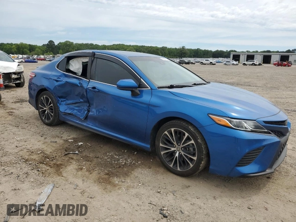2020 Toyota Camry SE z VIN 4T1G11AKXLU371418, wystawiony jako Copart lot #56050785 z przebiegiem 106 183 mil mil oraz Szkoda całkowita • Salvage title. Historia ofert i sprzedaży dostępna na DreamBid. Obrazek 4.
