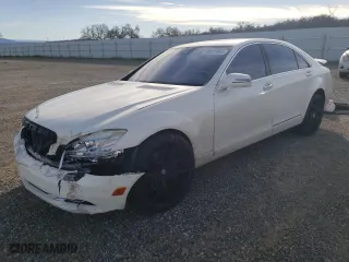 2011 Mercedes-Benz S-Class S 550 with VIN WDDNG7BB6BA413410, listed as a Copart auction lot 88323865 with 221,648 mi miles and Salvage Title. Bid and sale history available at carsss.com. Image 1.