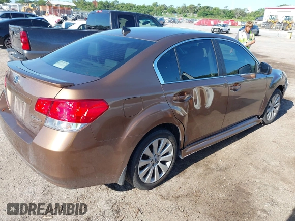 2011 Subaru Legacy Limited Power Moon с VIN 4S3BMCL61B3264425, выставлен на аукционе IAAI как лот 42494483 с пробегом 186 546 миль миль и . История ставок и продаж доступна на DreamBid. Изображение 4.