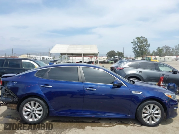 2017 Kia Optima LX z VIN 5XXGT4L37HG154590, wystawiony jako IAAI lot #42229141 z przebiegiem 112 134 mil mil oraz . Historia ofert i sprzedaży dostępna na DreamBid. Obrazek 14.