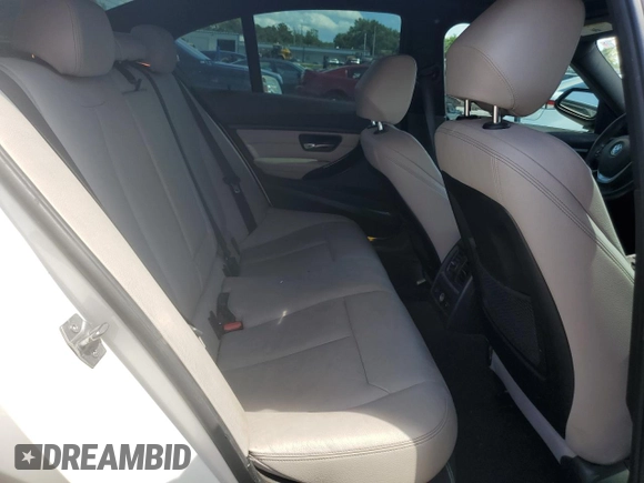2013 BMW 3 Series 328i xDrive with VIN WBA3B3C58DJ810943, listed as a Copart auction lot 61365765 with 151,991 mi miles and Clean title. Bid and sale history available at DreamBid. Image 10.