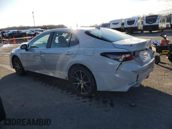 2022 Toyota Camry SE with VIN 4T1G11AK9NU050912, listed as a Copart auction lot 48196225 with 65,032 mi miles and Salvage Title. Bid and sale history available at DreamBid. Image 2.