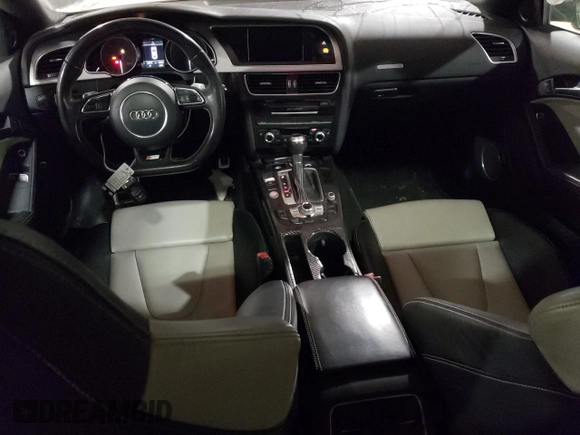 2017 Audi S5 z VIN WAUC4AFRXHA001611, wystawiony jako Copart lot #44521914 z przebiegiem 85 913 mil mil oraz . Historia ofert i sprzedaży dostępna na DreamBid. Obrazek 8.