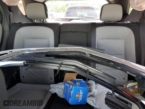 2020 Chevrolet Equinox LT z VIN 3GNAXVEX9LS591386, wystawiony jako Copart lot #53841465 z przebiegiem 59 265 mil mil oraz Szkoda całkowita • Salvage title. Historia ofert i sprzedaży dostępna na DreamBid. Obrazek 10.