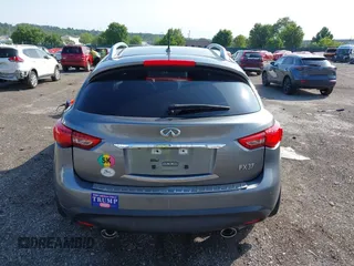 2013 Infiniti FX with VIN JN8CS1MW4DM174765, listed as a IAAI auction lot 42353218 with 109,881 mi miles and . Bid and sale history available at DreamBid. Image 16.
