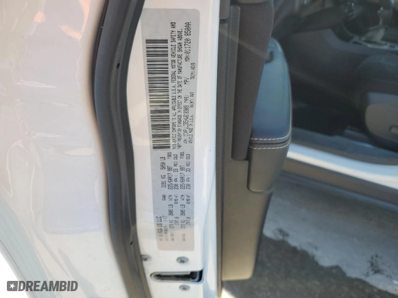 2017 Jeep Cherokee Latitude with VIN 1C4PJLCB5HW616909, listed as a Copart auction lot 87090454 with 30,814 mi miles and Salvage Title. Bid and sale history available at carsss.com. Image 15.