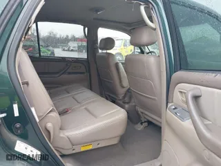 2001 Toyota Sequoia Limited with VIN 5TDBT48A01S046351, listed as a IAAI auction lot 41681033 with 243,974 mi miles. Bid and sale history available at carsss.com. Image 8.