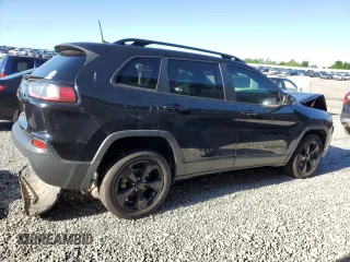 2020 Jeep Cherokee Latitude Plus with VIN 1C4PJLLB4LD648500, listed as a Copart auction lot 57303265 with 48,417 mi miles and Salvage title. Bid and sale history available at DreamBid. Image 3.