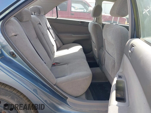 2004 Toyota Camry LE z VIN JTDBE32K140260522, wystawiony jako IAAI lot #42476400 z przebiegiem 152 466 mil mil oraz . Historia ofert i sprzedaży dostępna na DreamBid. Obrazek 8.