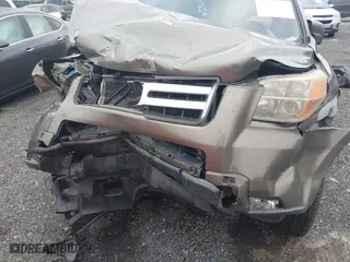 2008 Honda Pilot EX-L with VIN 5FNYF18748B016207, listed as a IAAI auction lot 41099785 with 152,757 mi miles. Bid and sale history available at carsss.com. Image 11.