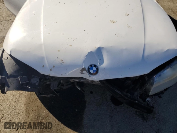 2009 BMW 1 Series 128i with VIN WBAUP73559VK76054, listed as a Copart auction lot 41538195 with Not Provided miles and Salvage Title. Bid and sale history available at carsss.com. Image 11.