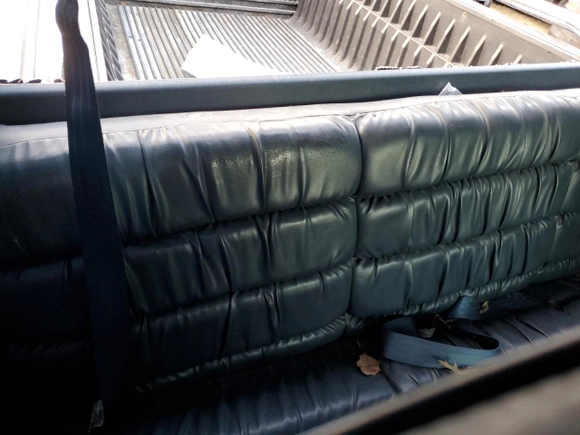 1993 Chevrolet C/K 1500 with VIN 2GCEC19K5P1248511, listed as a Copart auction lot 81170814 with 238,029 mi miles and Salvage Title. Bid and sale history available at carsss.com. Image 11.