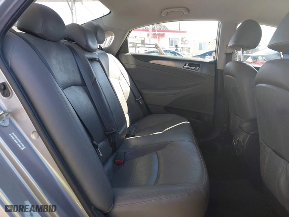 2013 Hyundai Sonata Hybrid with VIN KMHEC4A45DA095642, listed as a IAAI auction lot 41626995 with 183,710 mi miles. Bid and sale history available at carsss.com. Image 8.