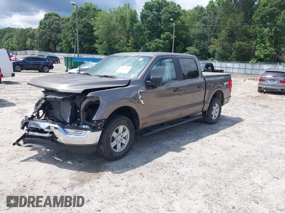 2022 Ford F-150 XL z VIN 1FTEW1EB9NFB50424, wystawiony jako IAAI lot #42553241 z przebiegiem 32 982 mil mil oraz . Historia ofert i sprzedaży dostępna na DreamBid. Obrazek 17.
