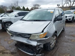 2011 Honda Odyssey LX with VIN 5FNRL5H27BB023071, listed as a IAAI auction lot 41716556 with 162,955 mi miles. Bid and sale history available at carsss.com. Image 6.