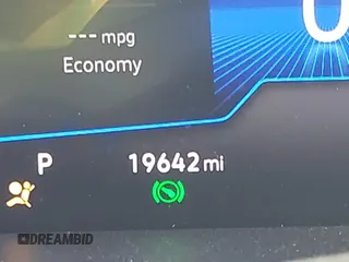 2024 Volkswagen Tiguan SE R-Line Black z VIN 3VVCB7AX3RM009461, wystawiony jako IAAI lot #41506931 z przebiegiem 19 642 mil mil oraz . Historia ofert i sprzedaży dostępna na DreamBid. Obrazek 16.