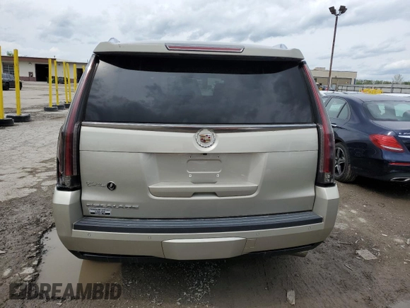 2015 Cadillac Escalade z VIN 1GYS4AKJ1FR100437, wystawiony jako Copart lot #52559965 z przebiegiem 51 627 mil mil oraz Tytuł czysty. Historia ofert i sprzedaży dostępna na DreamBid. Obrazek 6.