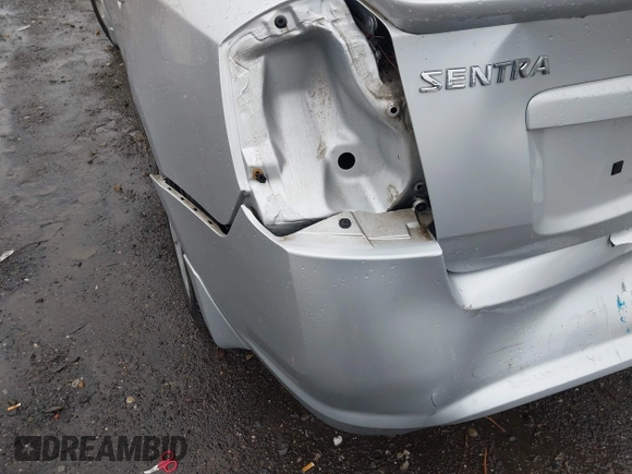 2011 Nissan Sentra SR with VIN 3N1AB6AP1BL654544, listed as a IAAI auction lot 41956381 with 127,715 mi miles and . Bid and sale history available at DreamBid. Image 13.