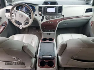 2013 Toyota Sienna XLE with VIN 5TDDK3DC6DS059378, listed as a Copart auction lot 54233765 with 225,129 mi miles and Salvage Title. Bid and sale history available at DreamBid. Image 8.