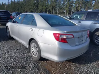 2013 Toyota Camry L with VIN 4T4BF1FK0DR292769, listed as a IAAI auction lot 41993916 with 112,164 mi miles. Bid and sale history available at carsss.com. Image 3.