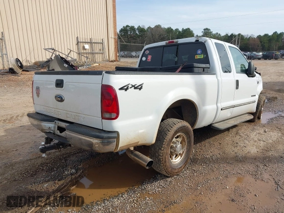 2000 Ford F-250 XL z VIN 1FTNX21F7YEC15664, wystawiony jako IAAI lot #41600552 z przebiegiem 340 100 mil mil oraz . Historia ofert i sprzedaży dostępna na DreamBid. Obrazek 4.