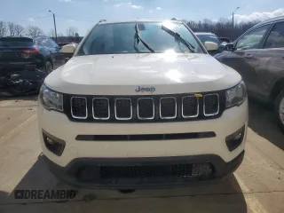2018 Jeep Compass Latitude with VIN 3C4NJCBB5JT226168, listed as a Copart auction lot 47044735 with Not provided miles and Salvage title. Bid and sale history available at DreamBid. Image 5.