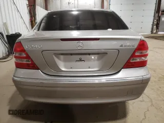 2003 Mercedes-Benz C 240 z VIN WDBRF81J63F356884, wystawiony jako Copart lot #63701705 z przebiegiem 104 856 mil mil oraz Szkoda całkowita • Salvage title. Historia ofert i sprzedaży dostępna na DreamBid. Obrazek 6.