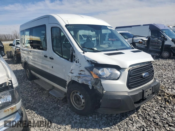 2019 Ford Transit XL z VIN 1FDZX2CM0KKB27959, wystawiony jako Copart lot #45286305 z przebiegiem 137 367 mil mil oraz Szkoda całkowita • Salvage title. Historia ofert i sprzedaży dostępna na DreamBid. Obrazek 4.