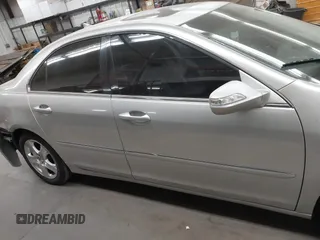 2006 Acura RL with VIN JH4KB16596C008101, listed as a IAAI auction lot 41939783 with Not provided miles and . Bid and sale history available at DreamBid. Image 13.