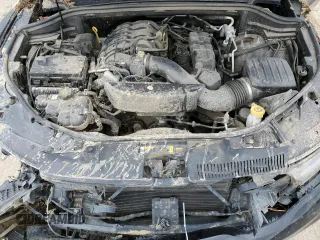 2023 Dodge Durango Pursuit z VIN 1C4RDJFG4PC567813, wystawiony jako Copart lot #59115725 z przebiegiem 66 235 mil mil oraz Szkoda całkowita • Salvage title. Historia ofert i sprzedaży dostępna na DreamBid. Obrazek 12.