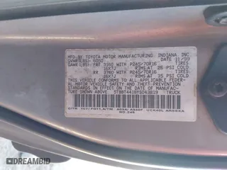 2000 Toyota Tundra SR5 with VIN 5TBBT4418YS043819, listed as a IAAI auction lot 41820617 with 249,454 mi miles. Bid and sale history available at carsss.com. Image 9.