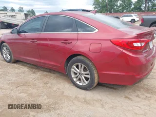 2016 Hyundai Sonata SE with VIN 5NPE24AFXGH424650, listed as a IAAI auction lot 42192639 with 126,632 mi miles and . Bid and sale history available at carsss.com. Image 3.