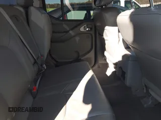 2019 Nissan Frontier SV z VIN 1N6AD0ER5KN742820, wystawiony jako IAAI lot #41358587 z przebiegiem 106 829 mil mil oraz . Historia ofert i sprzedaży dostępna na DreamBid. Obrazek 8.