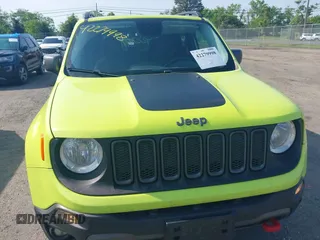 2017 Jeep Renegade Trailhawk z VIN ZACCJBCB0HPF27223, wystawiony jako IAAI lot #42279998 z przebiegiem 166 836 mil mil oraz . Historia ofert i sprzedaży dostępna na DreamBid. Obrazek 6.