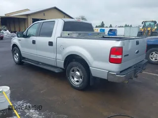 2007 Ford F-150 XLT z VIN 1FTPW12557KC34709, wystawiony jako IAAI lot #42140299 z przebiegiem 59 424 mil mil oraz . Historia ofert i sprzedaży dostępna na DreamBid. Obrazek 3.