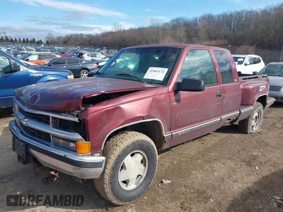 1997 Chevrolet Silverado 1500 with VIN 2GCEK19R5V1158174, listed as a IAAI auction lot 41461174 with 213,141 mi miles and . Bid and sale history available at DreamBid. Image 2.