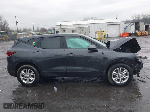 2021 Chevrolet Blazer LT z VIN 3GNKBHR46MS522595, wystawiony jako IAAI lot #41683458 z przebiegiem 93 613 mil mil oraz . Historia ofert i sprzedaży dostępna na DreamBid. Obrazek 13.