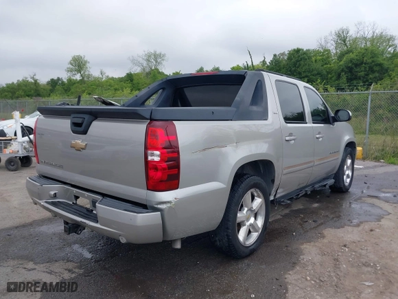 2007 Chevrolet Avalanche LTZ with VIN 3GNEC12J67G134064, listed as a IAAI auction lot 42029811 with 1 mi miles. Bid and sale history available at carsss.com. Image 4.