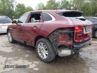 2017 Jaguar F-Pace 35t Prestige с VIN SADCK2BV3HA078231, выставлен на аукционе IAAI как лот 42101243 с пробегом 128 533 миль миль и . История ставок и продаж доступна на DreamBid. Изображение 3.