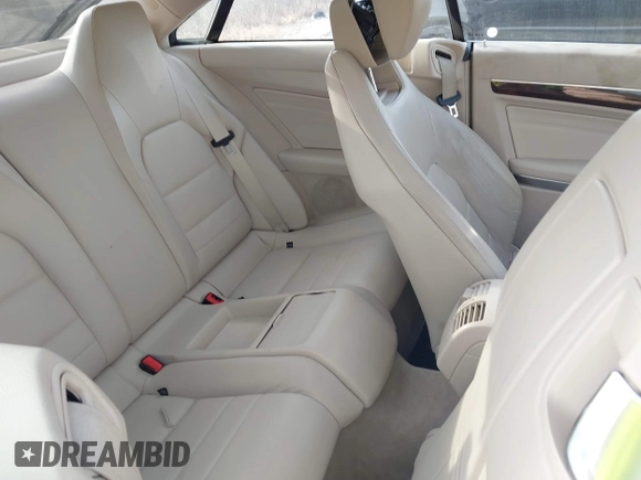 2015 Mercedes-Benz E-Class E 400 with VIN WDDKJ6FB4FF307393, listed as a IAAI auction lot 41775634 with 100,928 mi miles. Bid and sale history available at carsss.com. Image 8.