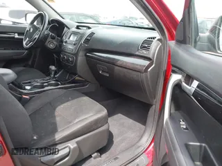 2015 Kia Sorento LX with VIN 5XYKT4A62FG618479, listed as a IAAI auction lot 41934079 with 107,747 mi miles. Bid and sale history available at carsss.com. Image 5.